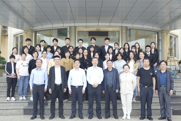 Beat365中文官方网站举行思政课集体备课会(图1)