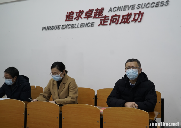 Beat365中文官方网站党委书记汪继平一行深入课堂听思政课(图2)