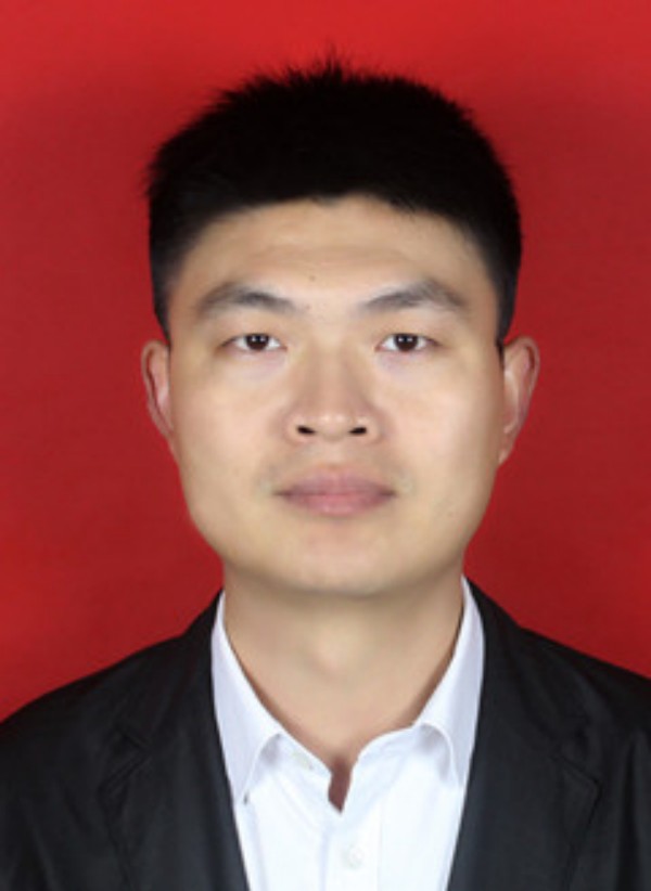 Beat365中文官方网站思政课名师——曾晓辉(图1)